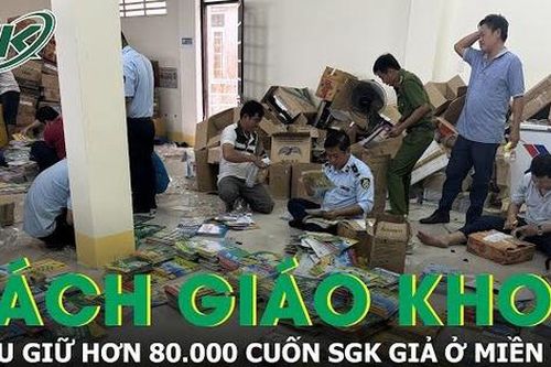 Phát hiện hơn 80.000 cuốn sách giáo khoa giả ở thủ phủ miền Tây