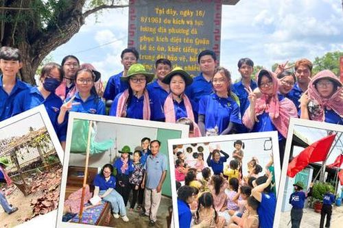 Chiến sĩ Đại học Ngoại ngữ - Tin học TP.HCM tham gia chiến dịch tình nguyện hè