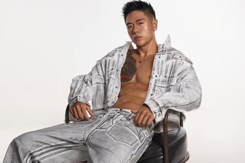 Chàng trai cùng lúc để ý nhiều cô gái ở show hẹn hò Đảo thiên đường