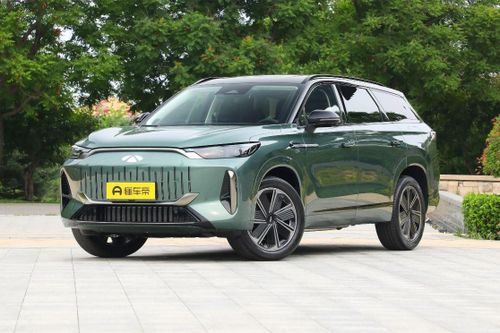 Xe hybrid Trung Quốc lập kỷ lục về phạm vi hoạt động