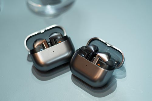 Samsung lùi thời gian giao hàng Galaxy Buds 3 Pro