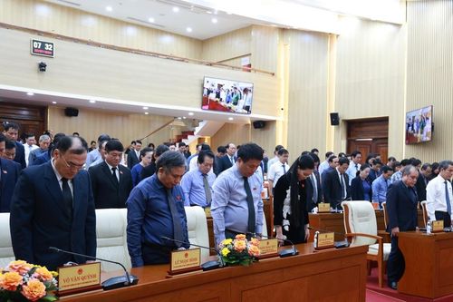 Kỳ họp HĐND tỉnh Quảng Ngãi: dành phút mặc niệm Tổng Bí thư Nguyễn Phú Trọng