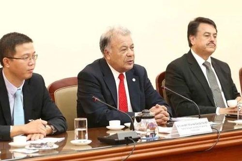 Bạn bè quốc tế ngưỡng mộ nhân cách và tài năng của Tổng Bí thư Nguyễn Phú Trọng