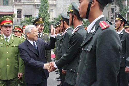 Trọng danh dự, nỗ lực tu dưỡng, rèn luyện