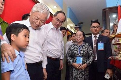 Hình ảnh Tổng Bí thư Nguyễn Phú Trọng không bao giờ phai trong trái tim gia đình Biệt động Sài Gòn