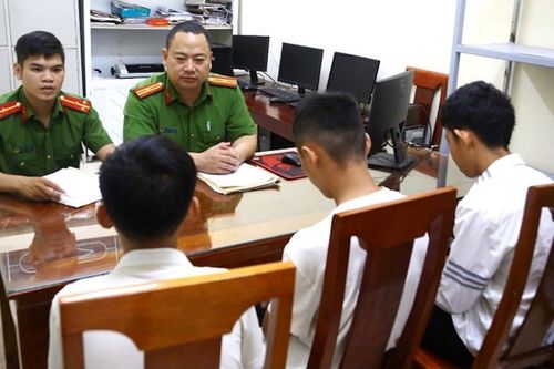 Làm rõ nhóm thanh thiếu niên nhiều lần ném đá lên tàu hỏa Bắc- Nam