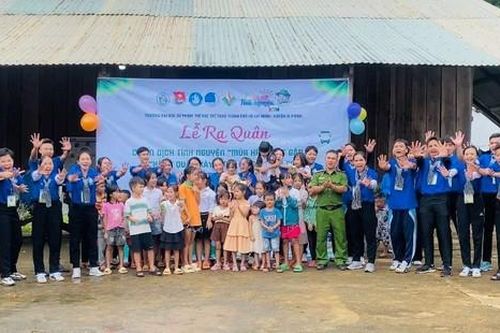 Chiến dịch tình nguyện Mùa hè xanh giúp sinh viên rèn luyện, cống hiến và trưởng thành