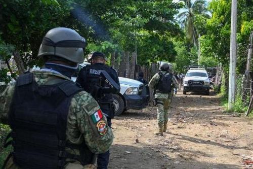 Mexico triển khai chiến dịch truy lùng nhóm thủ phạm tấn công vũ trang