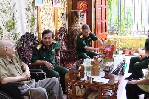 Tri ân các đồng chí nguyên lãnh đạo Bộ Quốc phòng