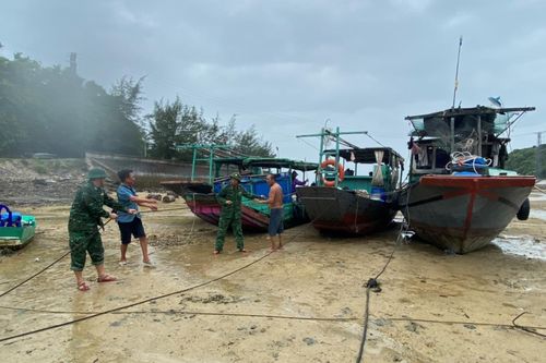 Duy trì 2.554 cán bộ, chiến sĩ trực sẵn sàng tham gia ứng phó với bão số 2