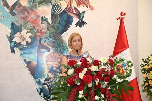 Công chúng Thủ đô chiêm ngưỡng thiên nhiên Peru qua hội họa