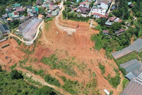Ngân hàng bán biệt thự trăm tỷ của ông chủ dự án thung lũng hoa Đà Lạt