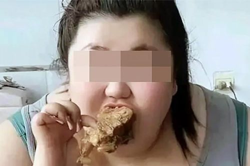 Trung Quốc chấn động vì cái chết của ngôi sao mukbang lúc phát sóng trực tiếp