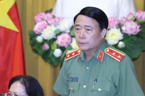 Thứ trưởng Bộ Công an nói về cấm tuyệt đối nồng độ cồn, trừ điểm bằng lái