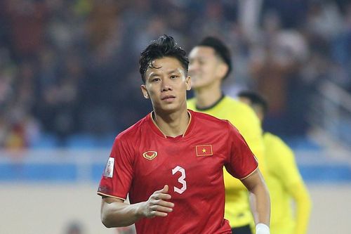 Mùa giải không như ý của trung vệ Quế Ngọc Hải
