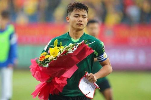 Đội bóng của HLV Hoàng Anh Tuấn công bố 'bom tấn'