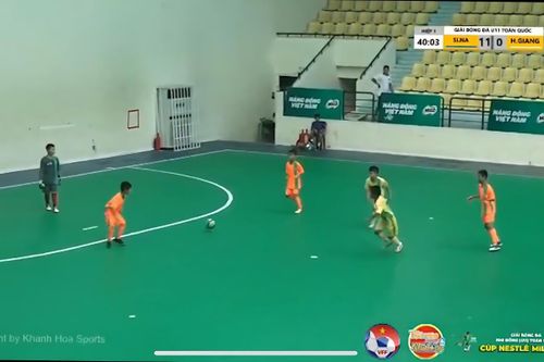 Nghi vấn gian lận tuổi cầu thủ 'nhí' Nghệ An: Phụ huynh bức xúc, cần cơ quan chức năng vào cuộc
