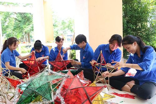 Chăm lo Tết Trung thu cho trẻ em