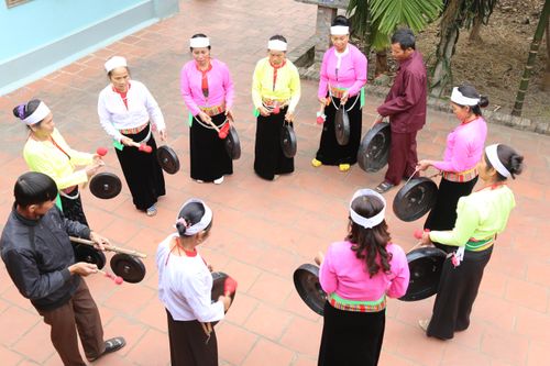 Truyền tình yêu văn hóa Mường