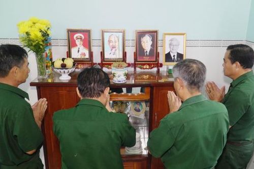 Người dân cả nước xúc động tưởng nhớ Tổng Bí thư Nguyễn Phú Trọng