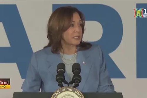 Phó Tổng thống Mỹ Kamala Harris tuyên bố đánh bại ông Trump