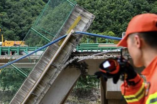 Trung Quốc tổng kiểm tra hạ tầng sau loạt vụ sập đường cao tốc chết người