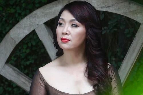 NSND Thái Bảo tiết lộ cơ duyên chuyển từ việc học đàn bầu sang làm ca sĩ