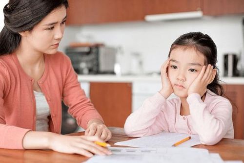 5 cách dạy của người mẹ khiến con cái khổ sở mà cứ tưởng đang làm những gì tốt nhất cho con