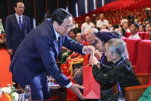 Luôn ghi nhớ, tri ân và sống xứng đáng với những người đã khuất, đã hy sinh vì Tổ quốc