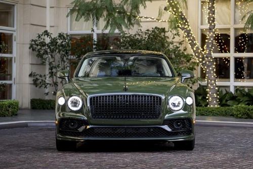 Bentley Flying Spur hybrid 2025 có gì mà sở hữu sức mạnh 'khủng'?