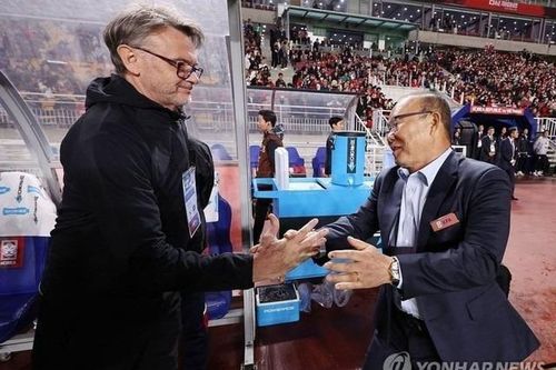 Vì sao HLV Park Hang-seo không được Ấn Độ lựa chọn?