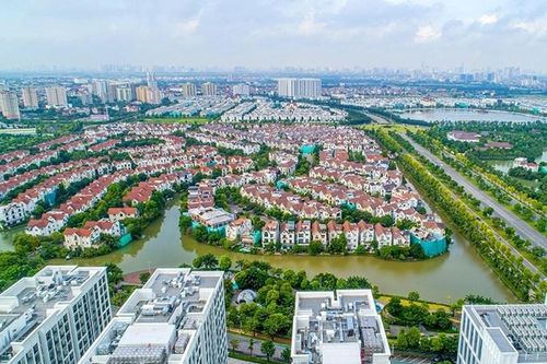 Bất động sản mới nhất: Thị trường ấm lên từng ngày, định lại giá đất hơn 60 dự án, quy định mới về mua bán đất nền