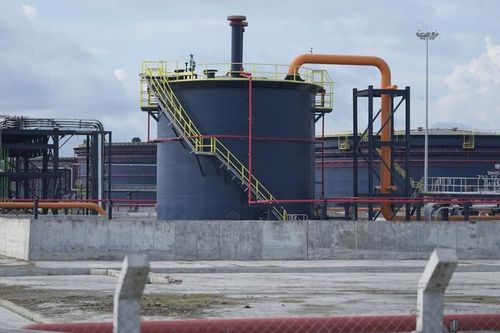 Nhà máy lọc dầu lớn nhất châu Phi tìm kiếm dầu thô từ Libya