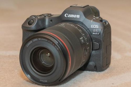 Canon trình làng EOS R5 Mark II: Máy ảnh mirroless cao cấp với giá 105 triệu đồng