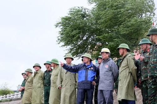 Bộ trưởng Lê Minh Hoan: Theo dõi sát diễn biến mưa do áp thấp nhiệt đới sau bão số 2