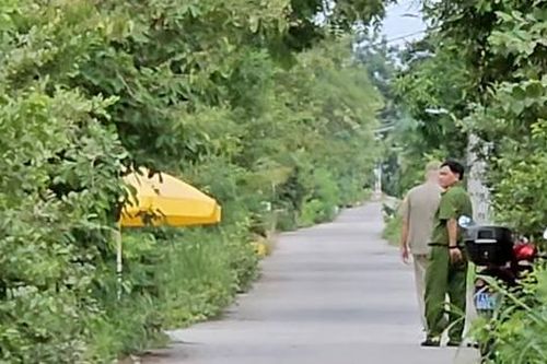 Điều tra vụ người đàn ông tử vong trong căn nhà với vết thương ở cổ