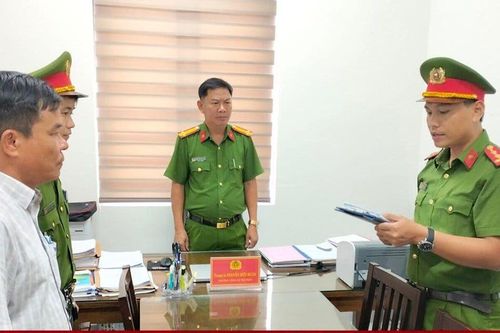 4 cán bộ ở Quảng Nam bị bắt vì lập hàng chục hồ sơ cấp sổ đỏ trái quy định
