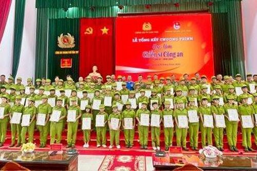 Cần Thơ: 78 chiến sĩ nhí hoàn thành chương trình 'Học làm chiến sĩ Công an'