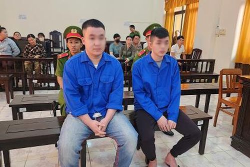 Mang súng đi giải quyết mâu thuẫn, hai thanh niên lãnh án tù