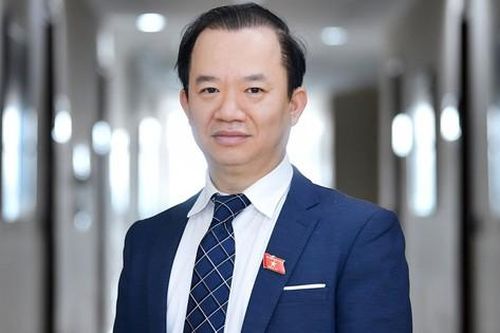 'Sen hồng xứng đáng được tôn vinh là quốc hoa'