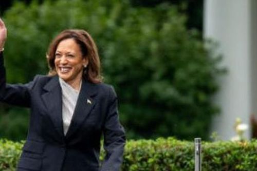 Hành trình của 'nữ tướng' có thể thay ông Biden làm ứng viên Tổng thống đảng Dân chủ