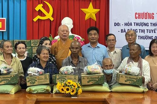 Thêm niềm vui cho người nghèo, khuyết tật huyện Tri Tôn
