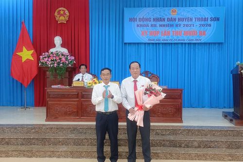 Ông Huỳnh Công Trường được bầu giữ chức danh Chủ tịch HĐND huyện Thoại Sơn, khóa XII (nhiệm kỳ 2021 - 2026)