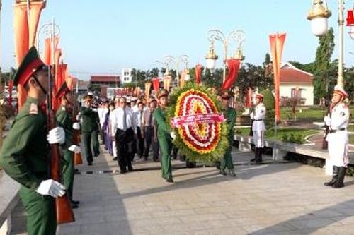 An Giang tổ chức Lễ viếng Nghĩa trang liệt sĩ tỉnh, nhân kỷ niệm 77 năm Ngày Thương binh - Liệt sĩ 27/7