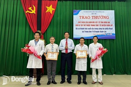 Sở Y tế khen thưởng 2 tập thể thuộc Trung tâm y tế huyện Xuân Lộc