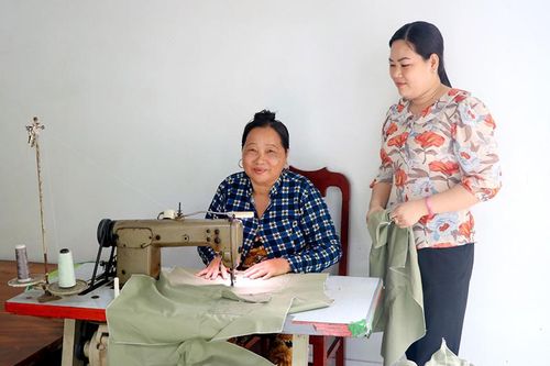 Chăm lo, hỗ trợ đời sống cho hội viên, phụ nữ khuyết tật