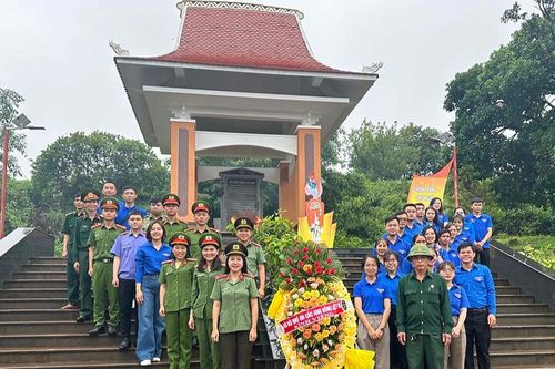 Tháng 7 tri ân