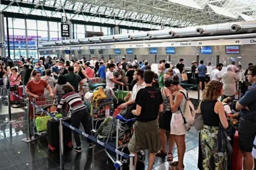 Lợi nhuận của các hãng hàng không trái ngược với dự báo