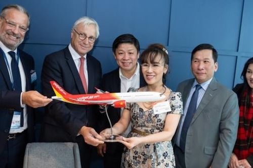 Vietjet và Airbus ký kết hợp đồng 20 tàu A330neo trị giá 7,4 tỷ USD tại Farnborough Airshow