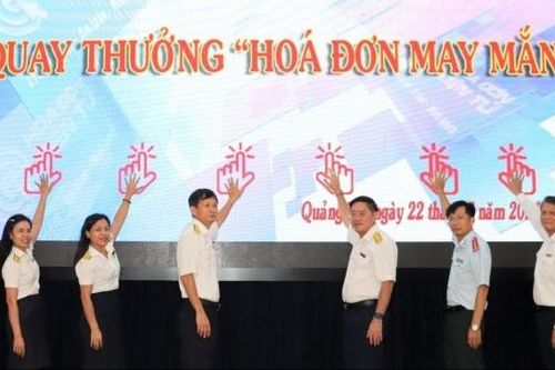 Cục Thuế Quảng Trị tìm được 19 hóa đơn may mắn trúng thưởng quý II